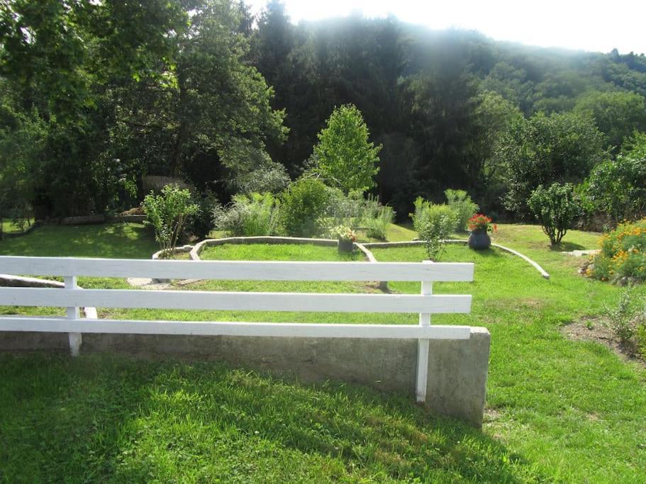 Confortable Maison A La Campagne Les Fougeres ภายนอก รูปภาพ